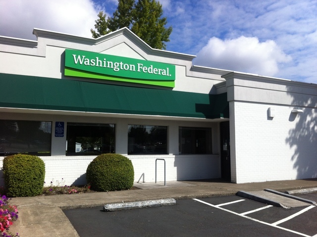 Washington Federal Bank | 1675 NE Burnside Rd St, Gresham, OR 97030, USA | Phone: (503) 491-8929