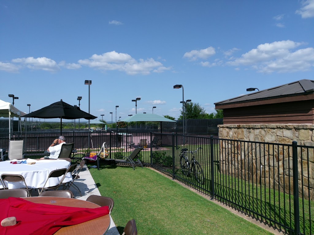 Lakecliff Racquet Club | 25609 Kahala Sunset Ct, Spicewood, TX 78669 | Phone: (512) 348-8804