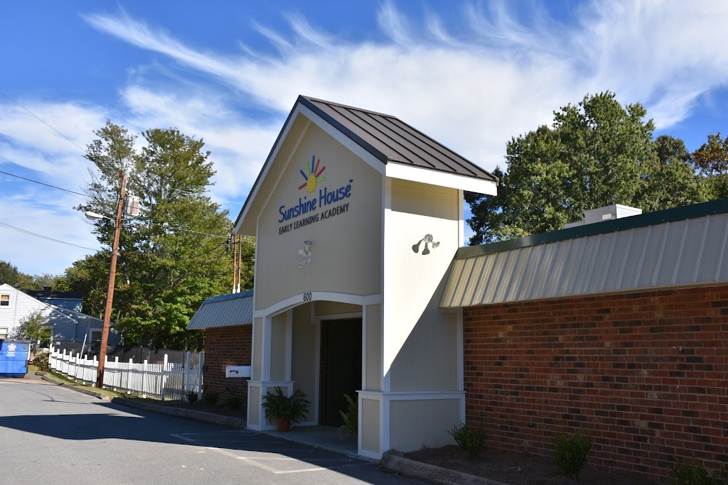 Sunshine House of Winston-Salem at Polo Road | 600 Polo Rd, Winston-Salem, NC 27106, USA | Phone: (336) 759-0514