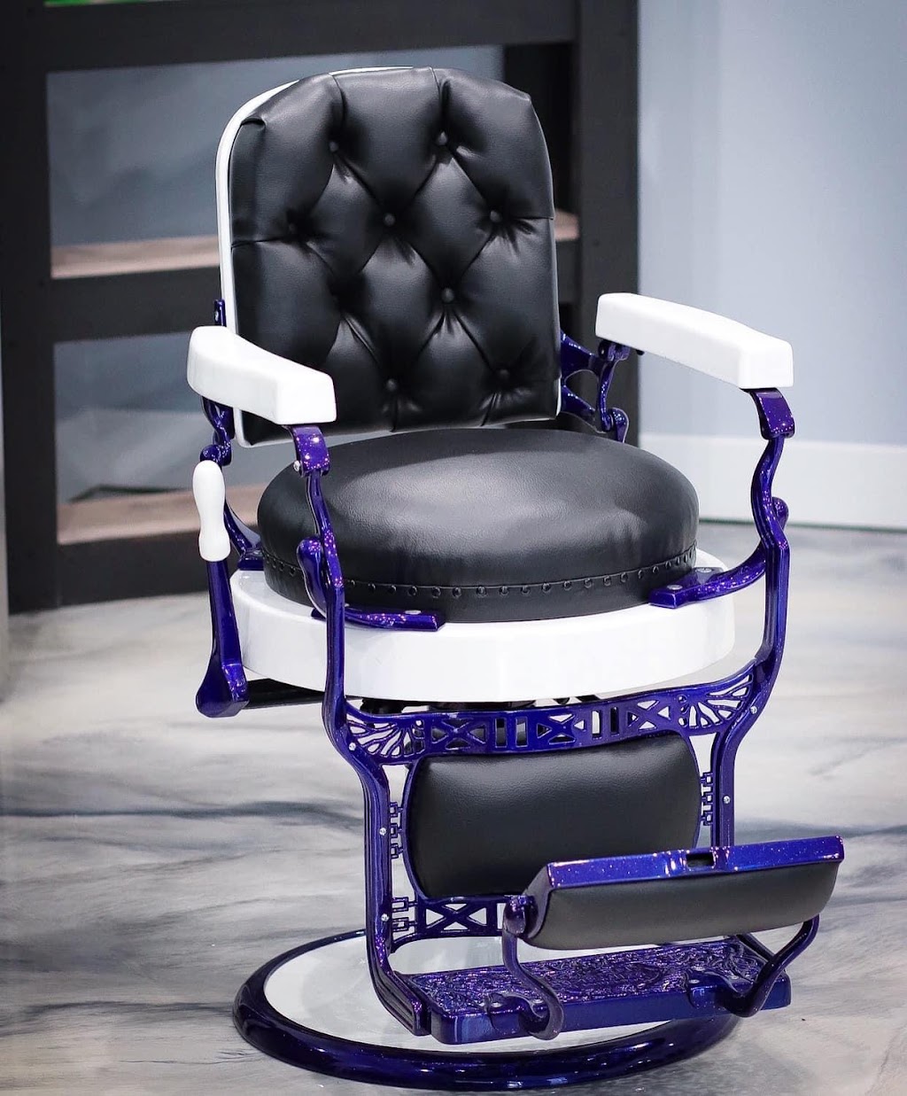 Capital Region Customs | 203 Forest Ave, Amsterdam, NY 12010, USA | Phone: (518) 866-6186