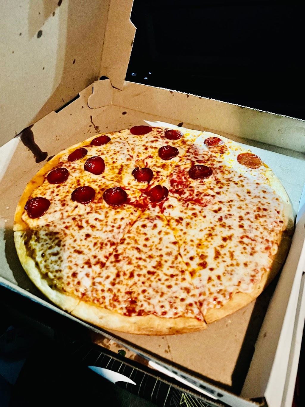 Big Cheese Pizza Raleigh | 1030 N Rogers Ln, Raleigh, NC 27610, USA | Phone: (919) 792-2245
