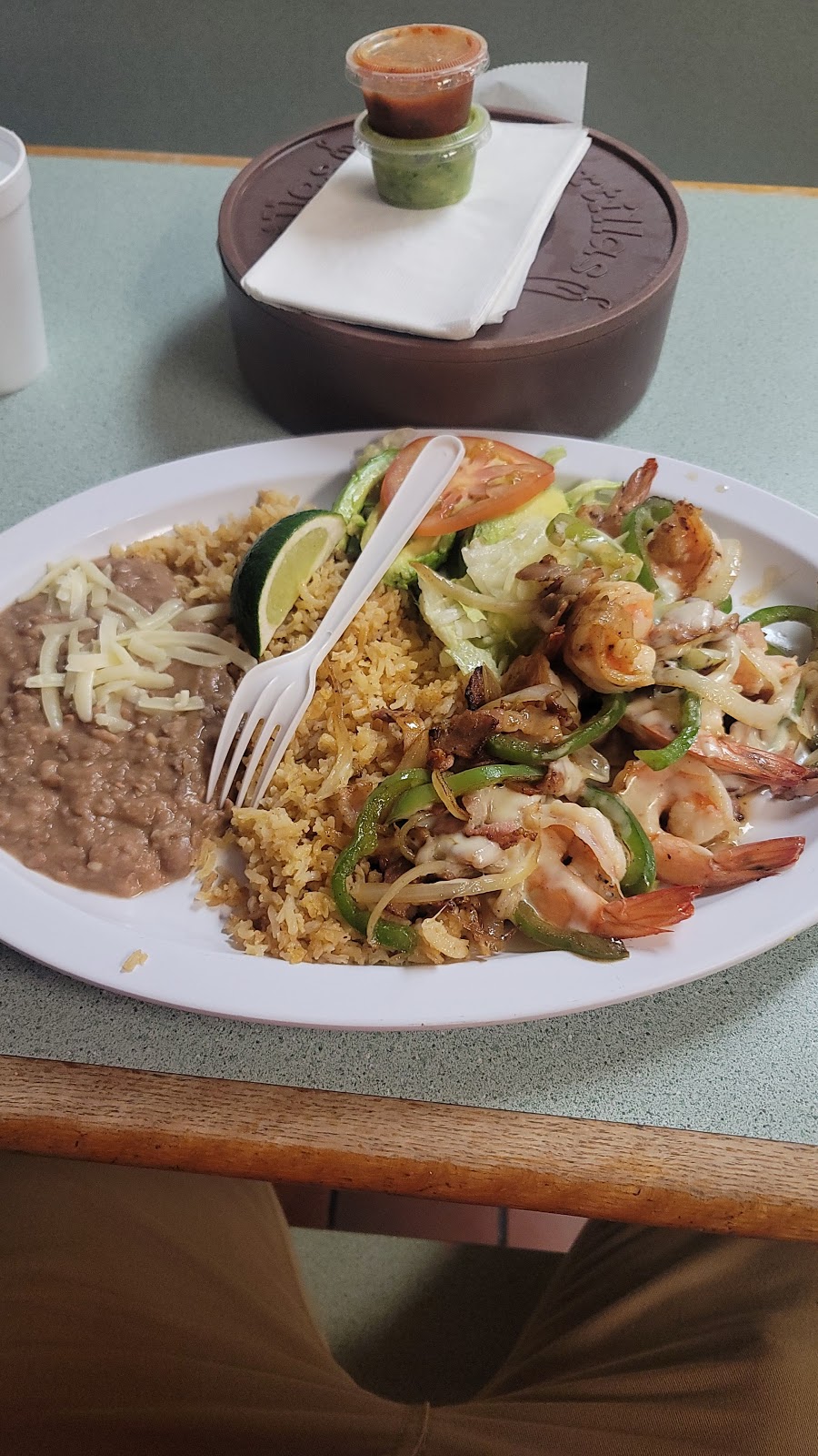 Taqueria El Farolito | 3140 Senter Rd, San Jose, CA 95111, USA | Phone: (408) 972-2016