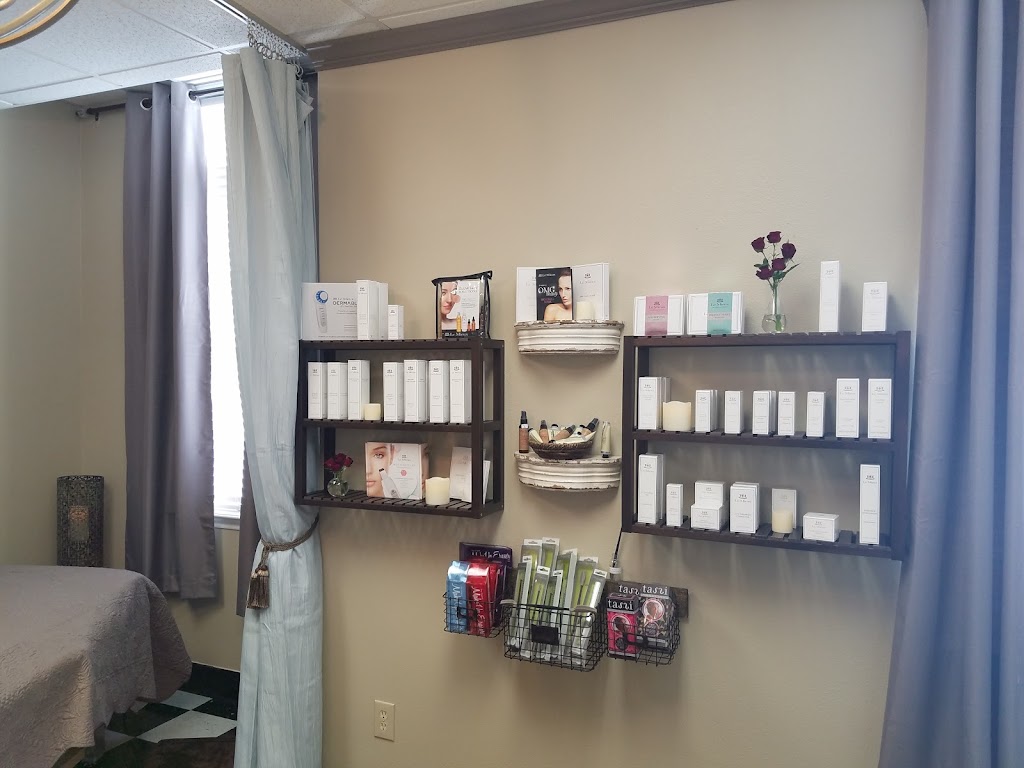 Lisa Welch Skin Care | 2007 E Lamar Blvd, Arlington, TX 76006, USA | Phone: (817) 296-7410