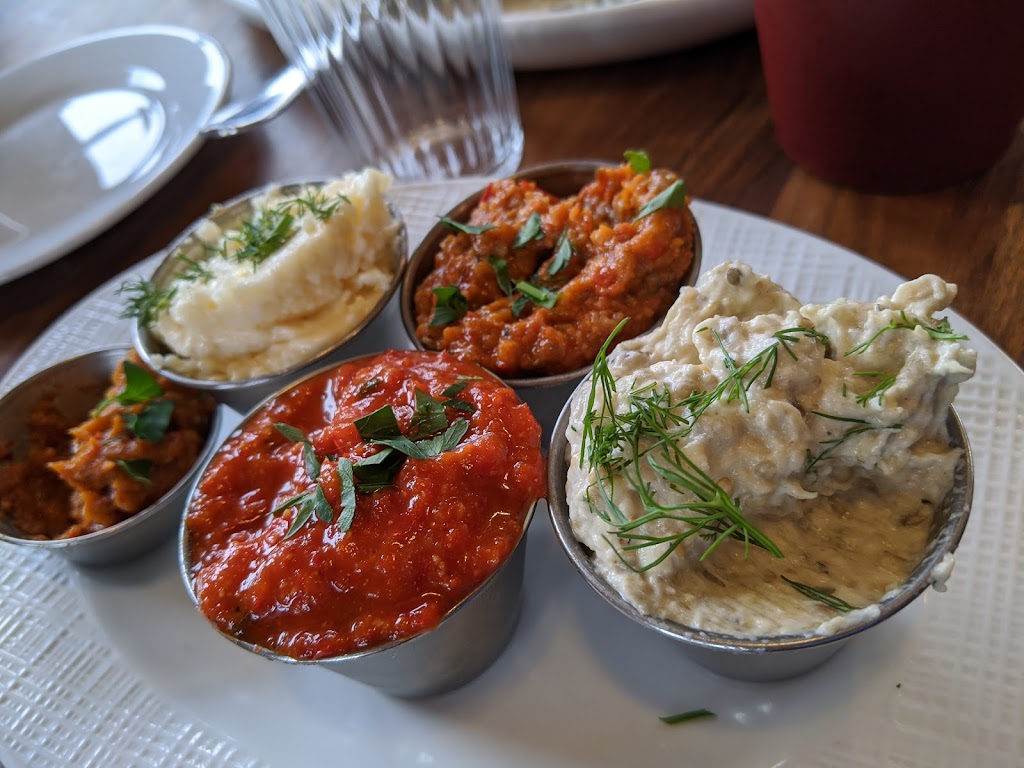 Kalinka Russian Cuisine | 1714 Victory Blvd, Glendale, CA 91201, USA | Phone: (747) 240-6868