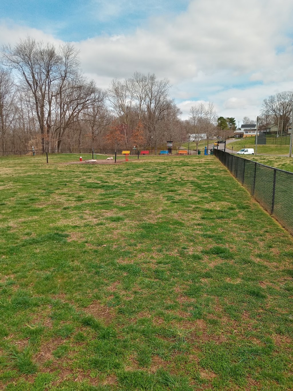 Central Bark Dog Park | 311 2nd Ave W, Springfield, TN 37172, USA | Phone: (615) 382-1655