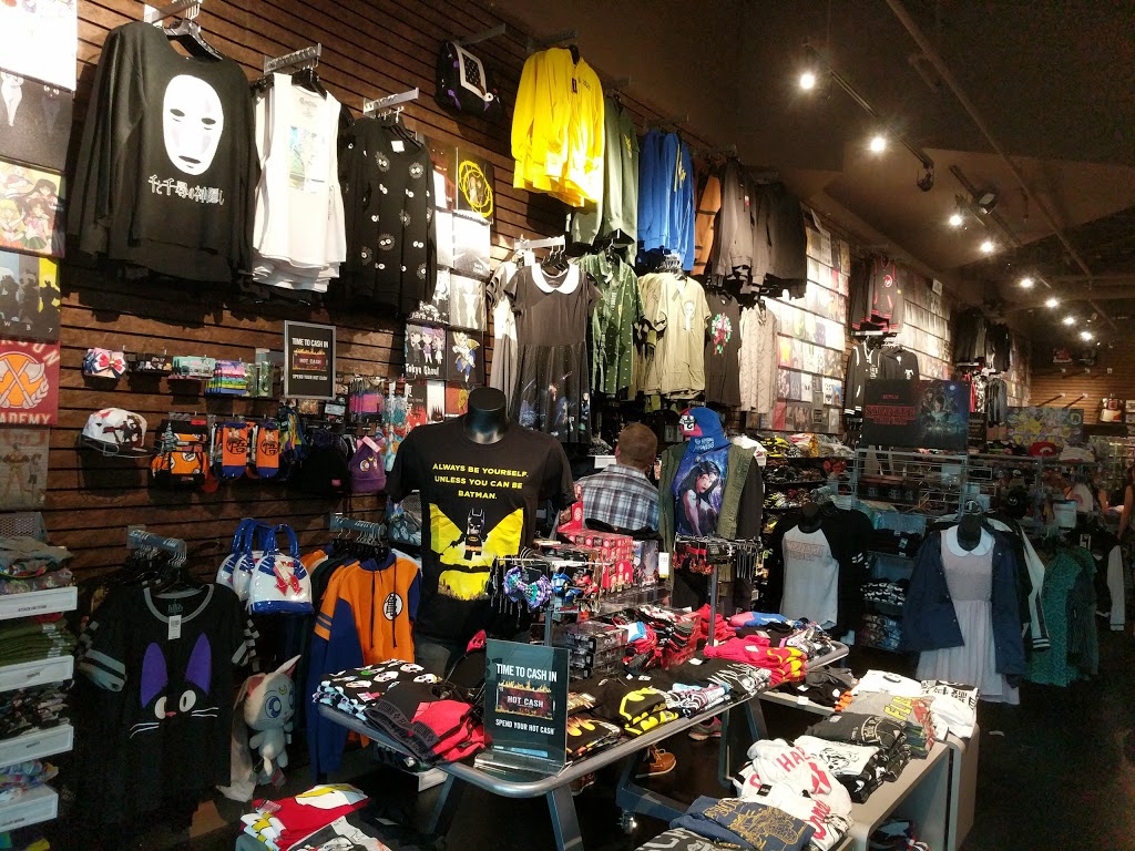 Hot Topic | Town Ctr, 8021 Citrus Park Dr RM 7981, Tampa, FL 33625, USA | Phone: (813) 792-0955