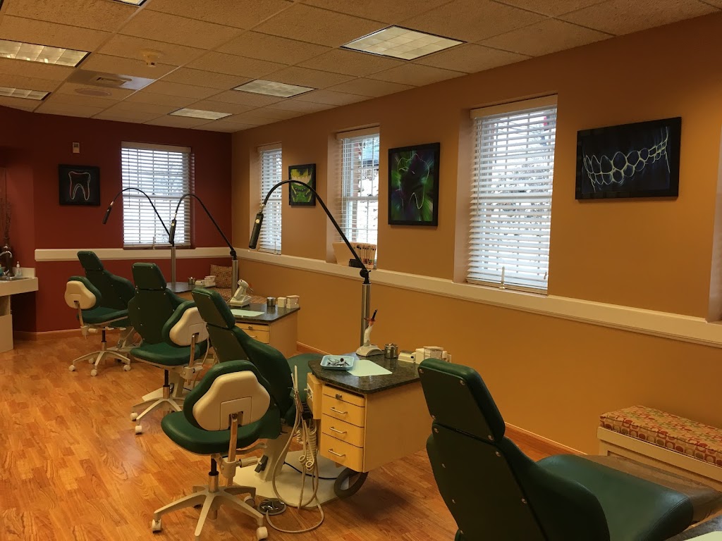 Del R. Boni, D.M.D. | 995 Beaver Grade Rd, Moon Twp, PA 15108, USA | Phone: (412) 329-7768