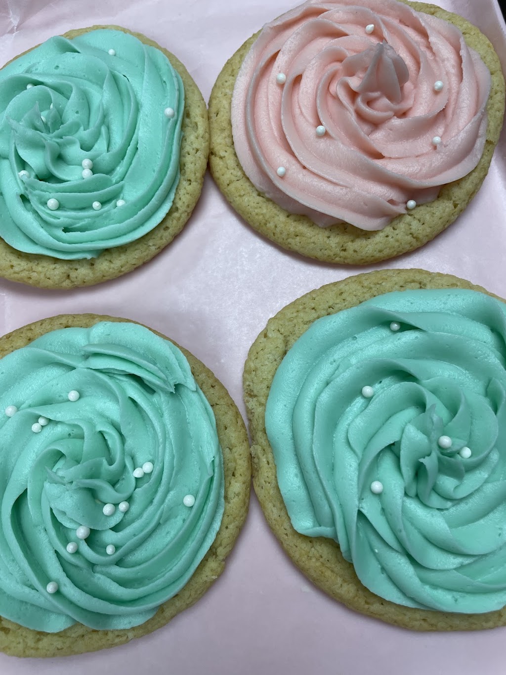 Simply dipped | 2209 S Elliott St suite a, Pryor, OK 74361, USA | Phone: (918) 373-4040