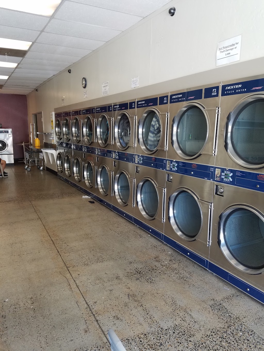 Lakewood Laundry | 1532 Lakewood Ave #7, Modesto, CA 95355 | Phone: (209) 521-1020