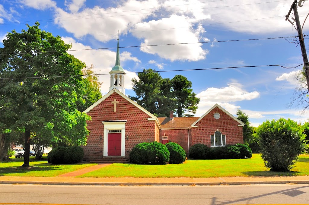 Christ Episcopal Church | 203 E Main St, Waverly, VA 23890, USA | Phone: (804) 834-2393