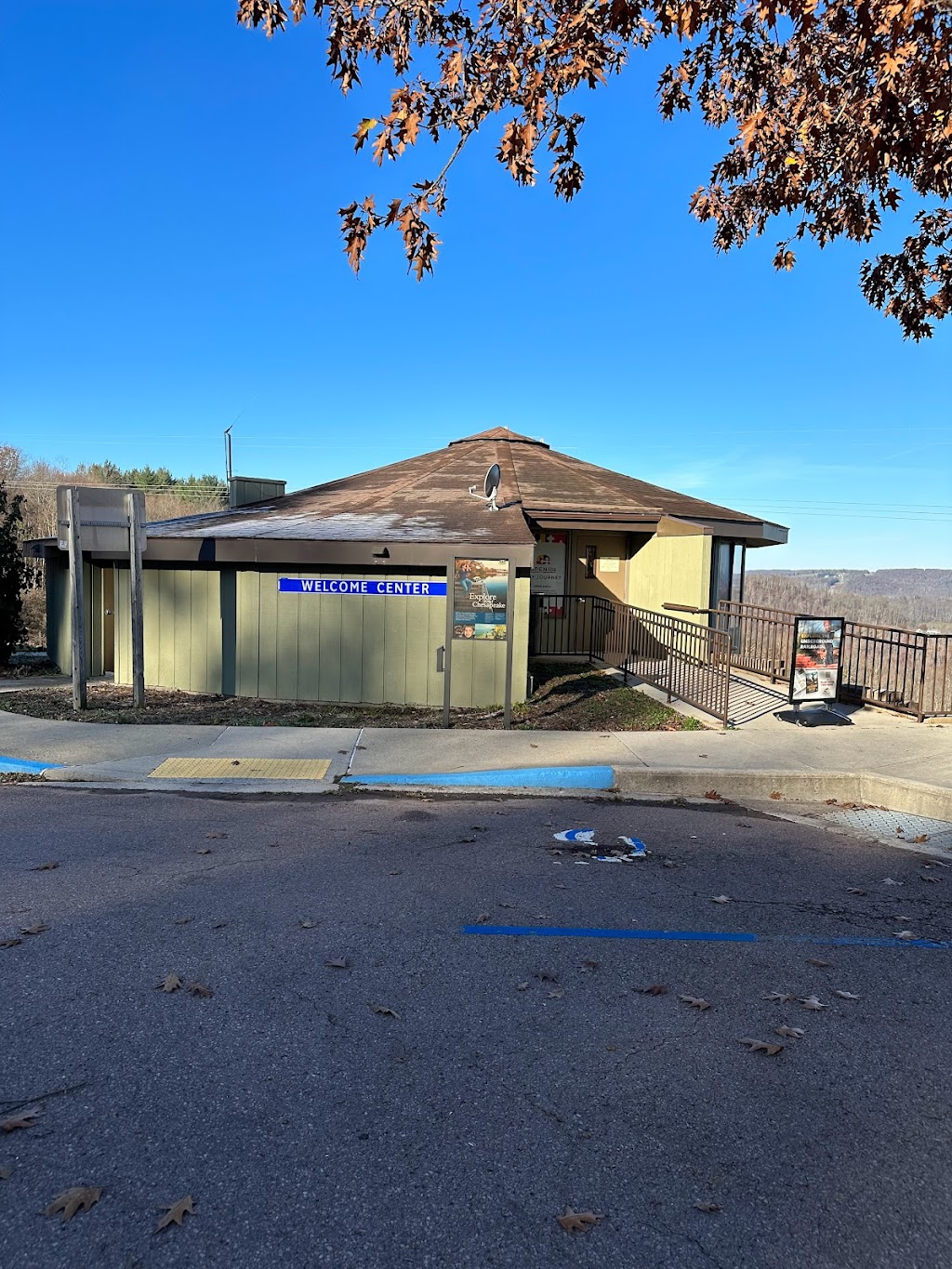 Youghiogheny Overlook Welcome Center | I-68 Eastbound, MM#6, I-68, Friendsville, MD 21531, USA | Phone: (301) 746-5230