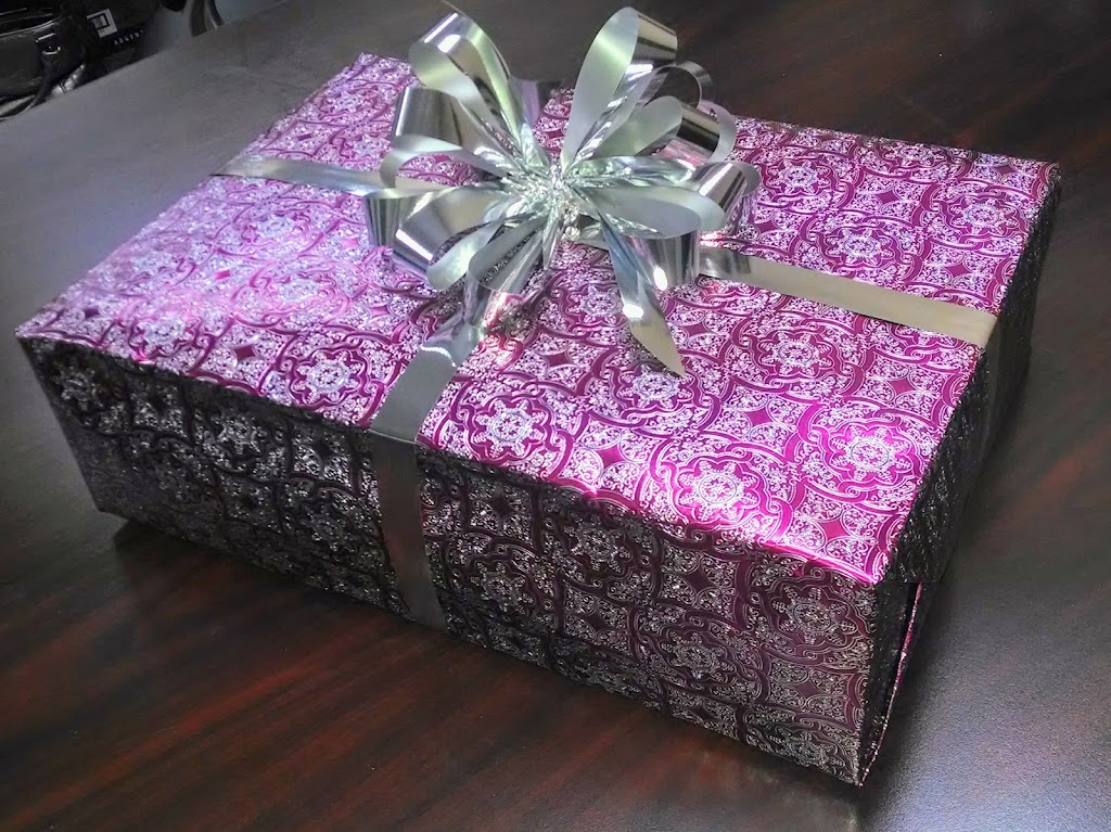 Thats A Wrap Creative Gift Wrapping & More | 7425 Melrose Ave, University City, MO 63130, USA | Phone: (314) 899-7973