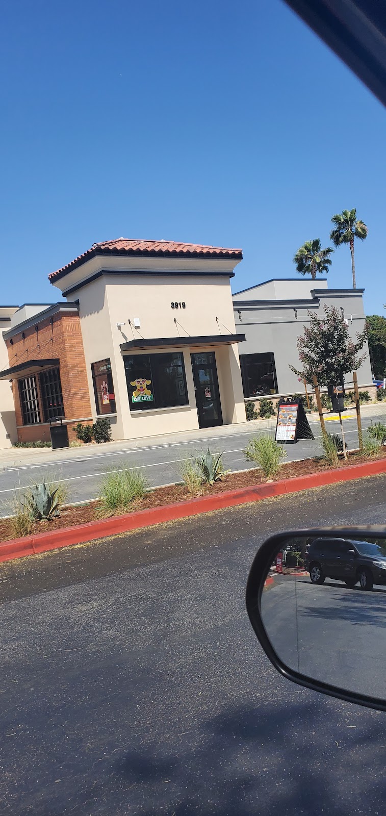 Raising Canes Chicken Fingers | 3919 Grand Ave, Chino, CA 91710, USA | Phone: (909) 321-3452