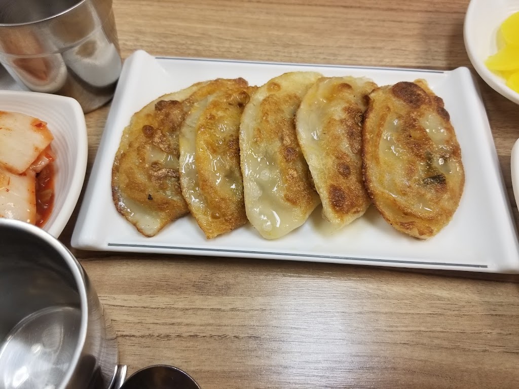 Daebak Wang Mandoo Korean Dumplings | 33100 Pacific Hwy S #5, Federal Way, WA 98003, USA | Phone: (253) 517-9548