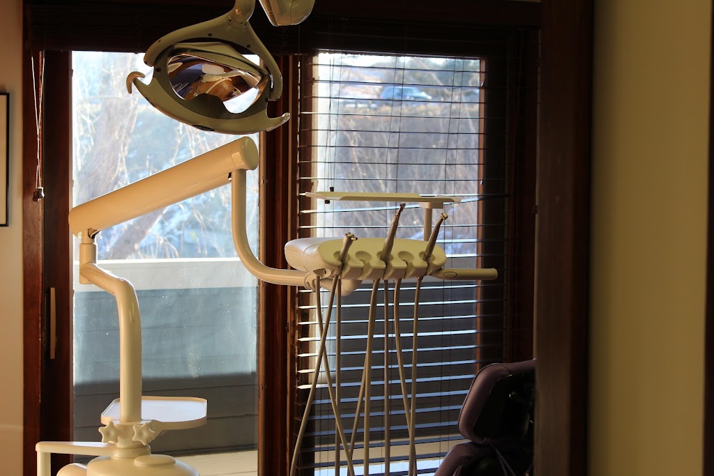 Dutch Creek Dental | 8370 W Coal Mine Ave #103, Littleton, CO 80123 | Phone: (303) 978-1522