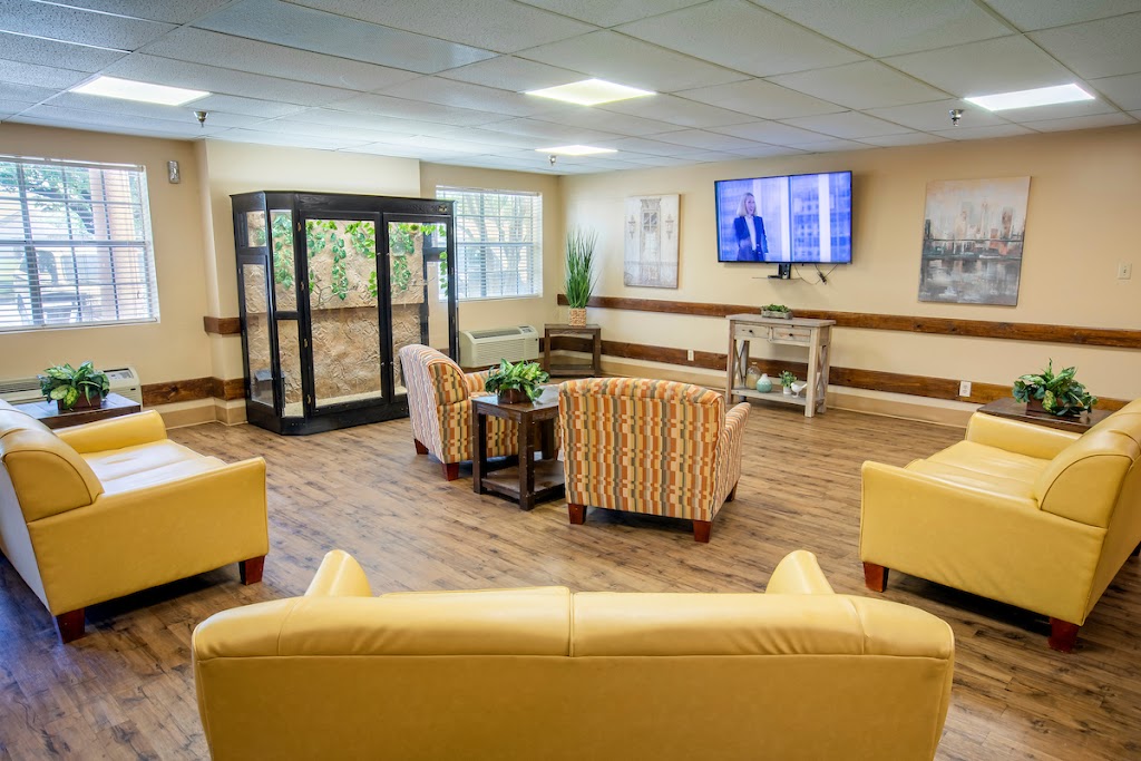 Legacy Nursing and Rehabilitation of Port Allen | 403 N 15th St, Port Allen, LA 70767, USA | Phone: (225) 346-8815