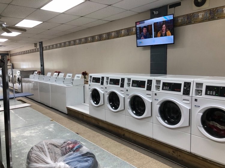 Minnesota Laundry East Bloomington | 1840 E Old Shakopee Rd, Bloomington, MN 55425, USA | Phone: (651) 332-3173