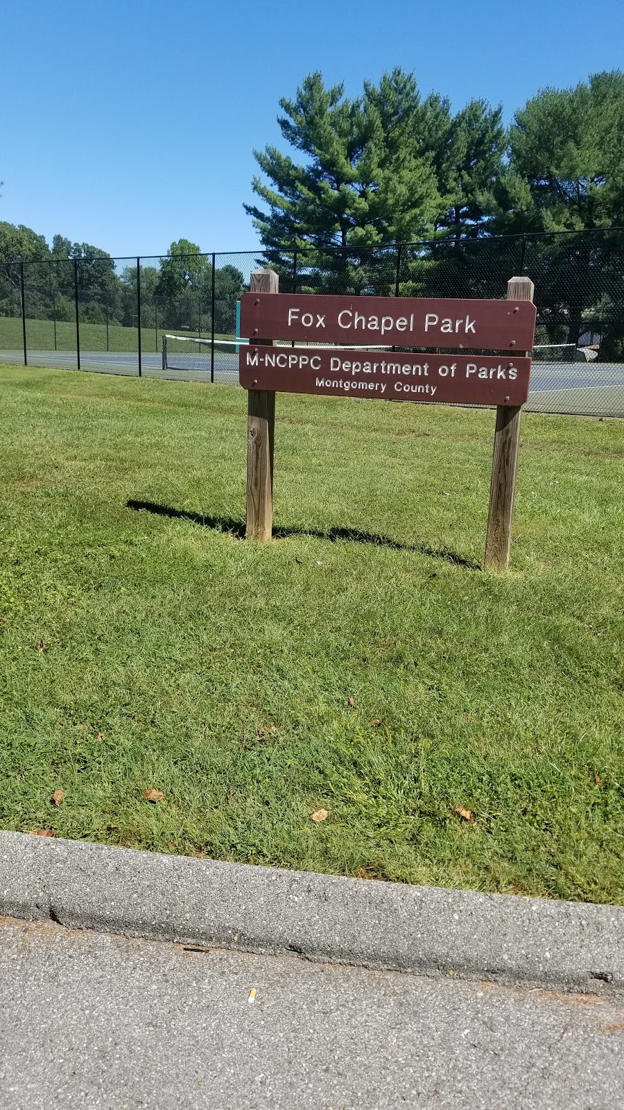 Fox Chapel Neighborhood Park | 19129 Staleybridge Rd, Germantown, MD 20876 | Phone: (301) 495-2595