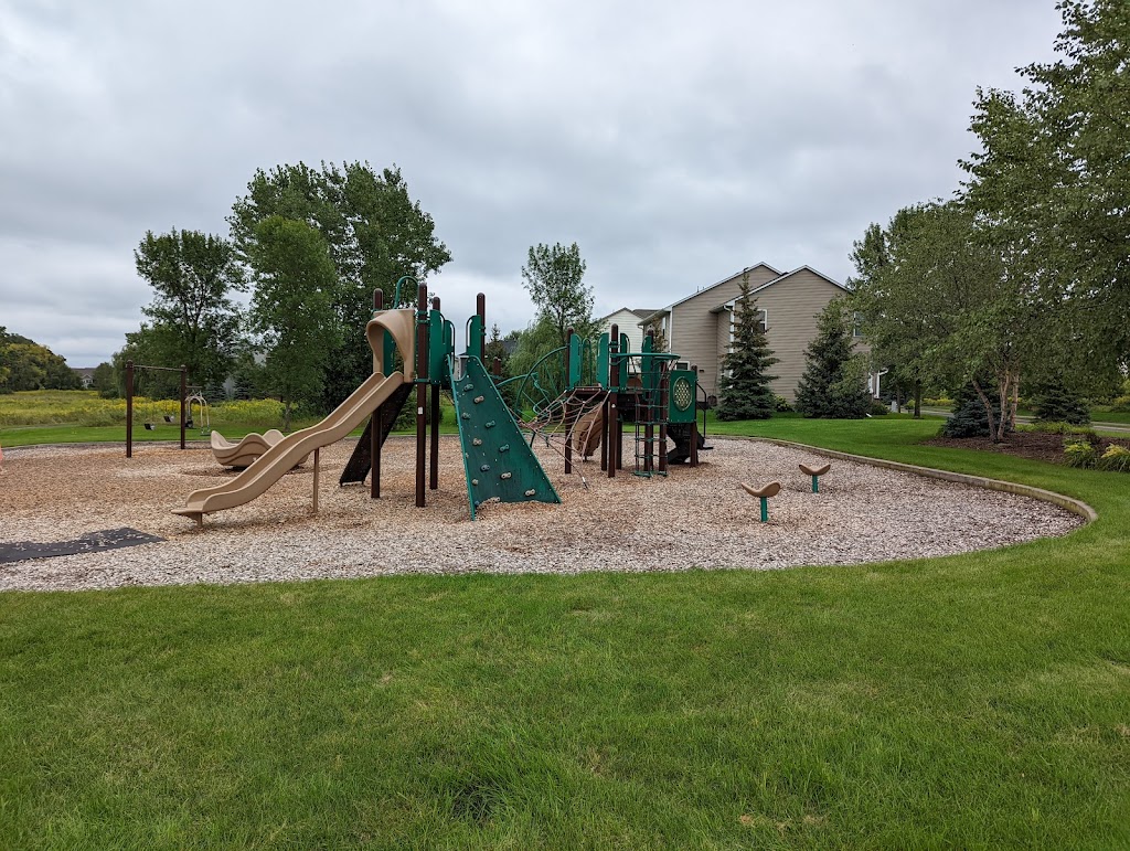 Heritage Ponds Park | 15541 Empress Ave N, Hugo, MN 55038, USA | Phone: (651) 762-6300