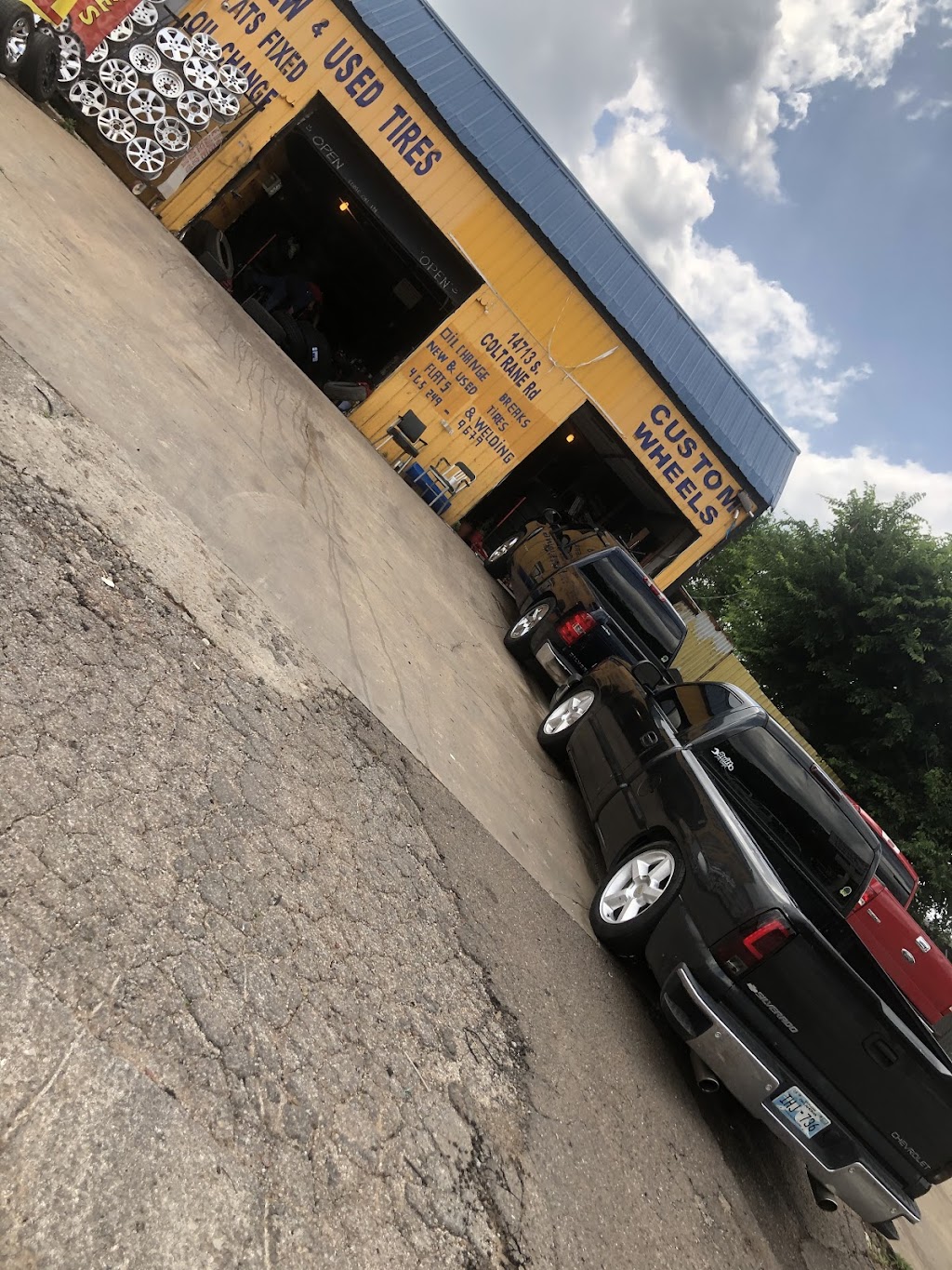 Lopez Tires Shop in 14713 S Coltrane Rd, Edmond, OK 73034, USA