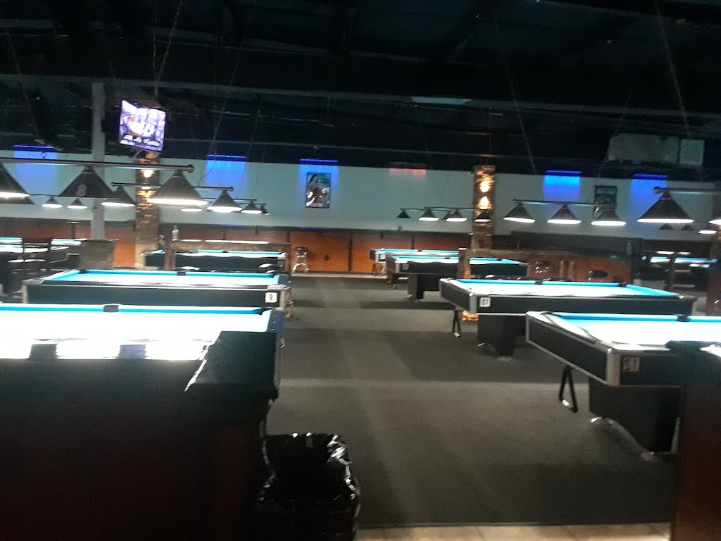 Brewlands Bar & Billiards | 5733 Florida Ave S, Lakeland, FL 33813, USA | Phone: (863) 646-2600