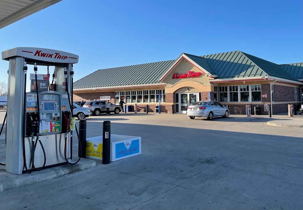 KWIK TRIP #1013 | 2900 Holy Hill Rd, WI-167, Richfield, WI 53076, USA | Phone: (262) 628-1620