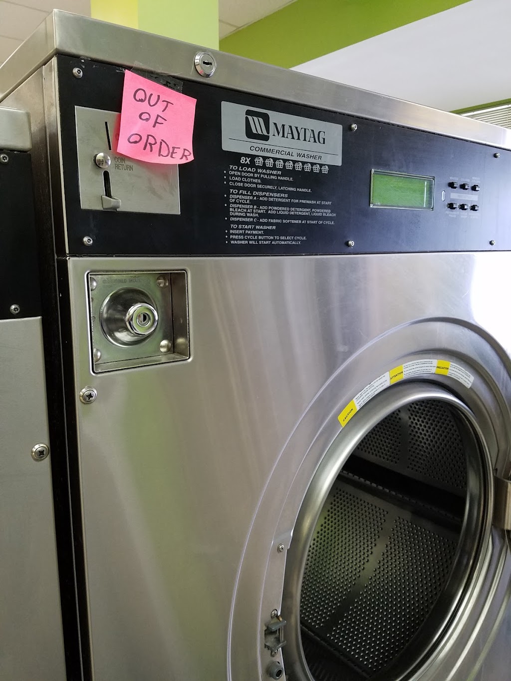 oakdale laundry | 1981 Geneva Ave N, Oakdale, MN 55128 | Phone: (651) 702-6937