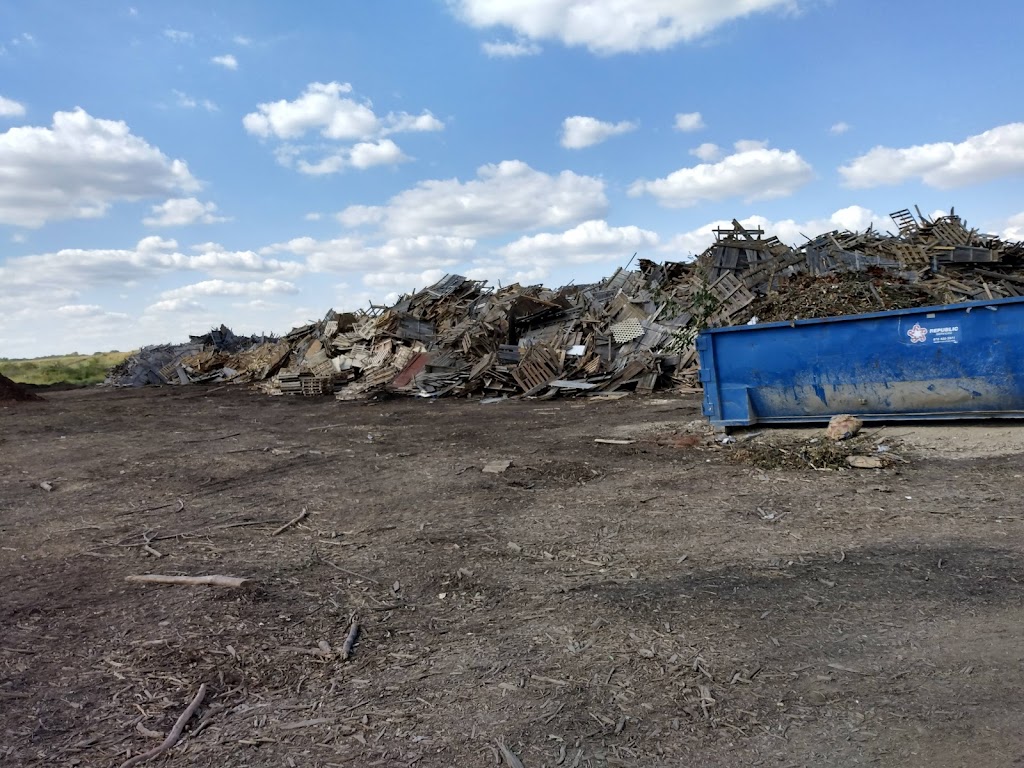 Living Earth - Arlington (located Inside the landfill) | 800 Mosier Valley Rd, Euless, TX 76040, USA | Phone: (214) 251-6957