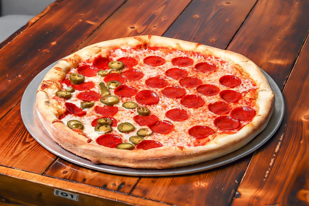 Benjamins Pizza Kitchen & Bar | 295 W Byron Nelson Blvd Ste 200, Roanoke, TX 76262, USA | Phone: (682) 237-7707