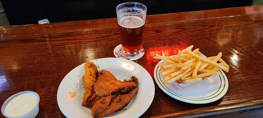 Greggs Bar & Grill | 4400 N Broadway, St. Louis, MO 63147, USA | Phone: (314) 421-1152