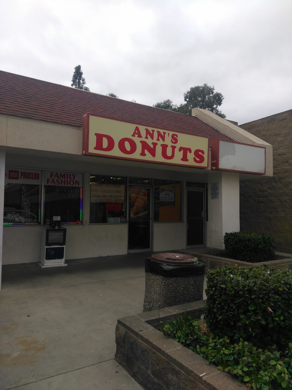 Ann’s Donuts | 4021 N Marks Ave, Fresno, CA 93722, USA | Phone: (559) 227-5916