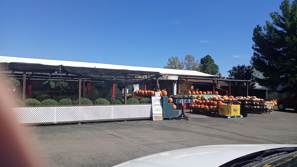 Newtown Farm Market | 3950 Round Bottom Rd, Cincinnati, OH 45244, USA | Phone: (513) 561-2004