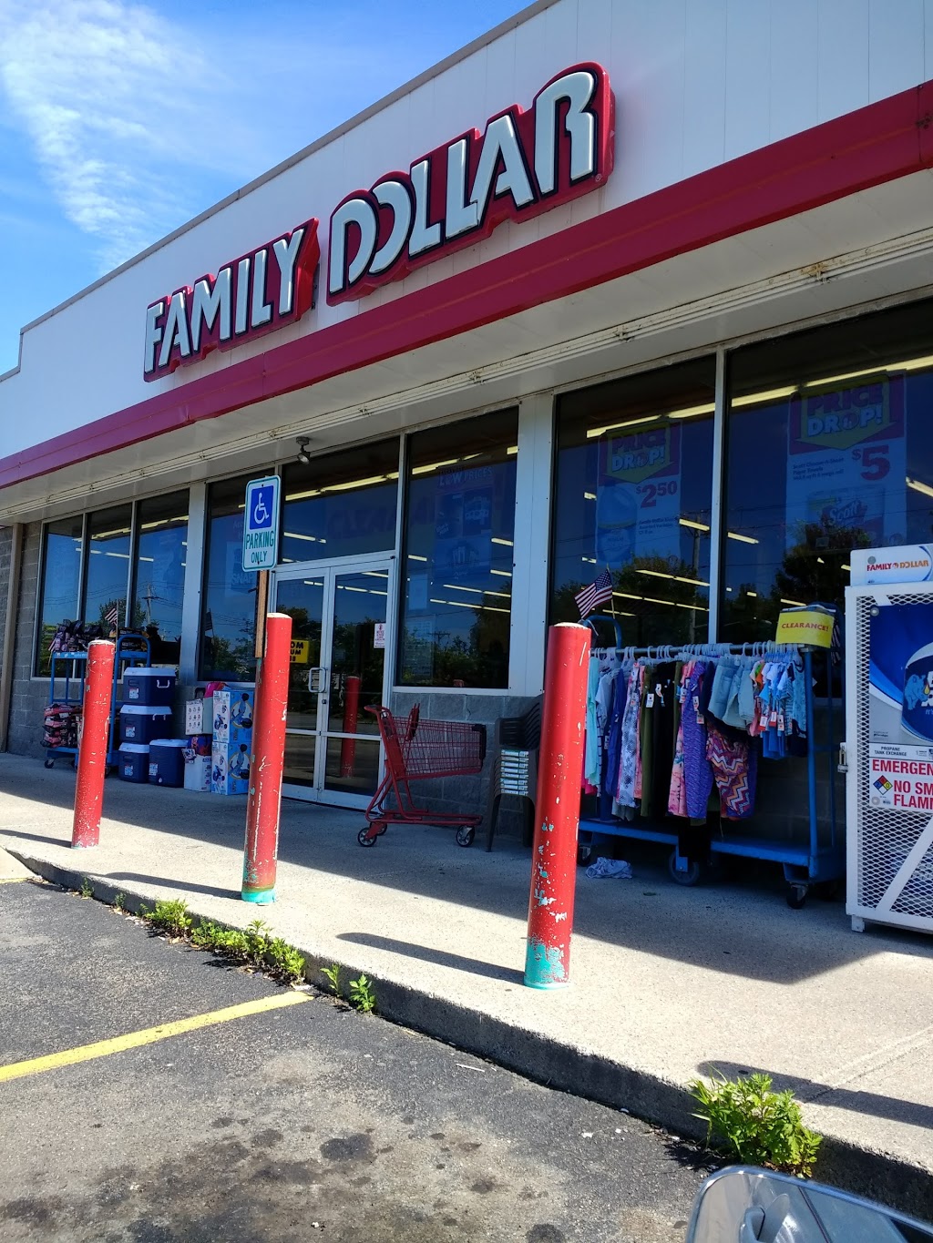 Family Dollar | R, 6949 Erie Rd, Derby, NY 14047, USA | Phone: (716) 670-6005