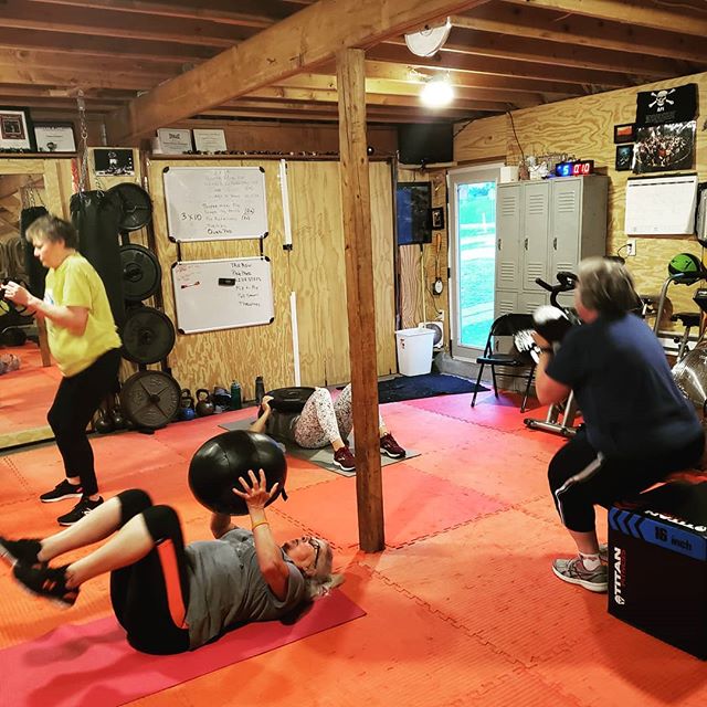 Challenge Personal Training with Damien Rochon-Washington | 3200 Drew Ave N, Robbinsdale, MN 55422, USA | Phone: (773) 972-6515