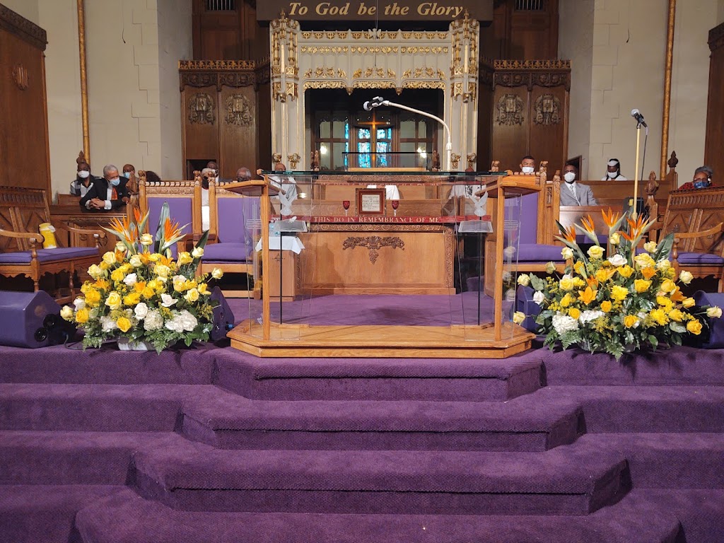 Little Rock Baptist Church | 9000 Woodward Ave, Detroit, MI 48202, USA | Phone: (313) 872-2900