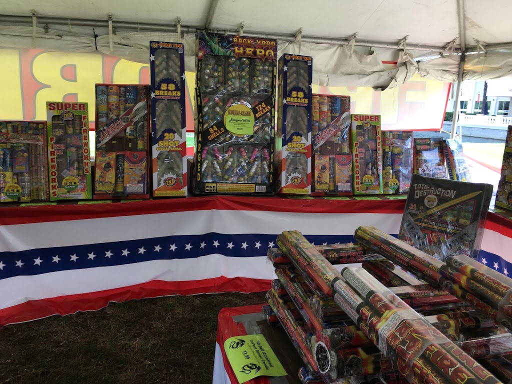 Southern Fireworks | 319 Blanding Blvd, Orange Park, FL 32073, USA | Phone: (904) 413-1783