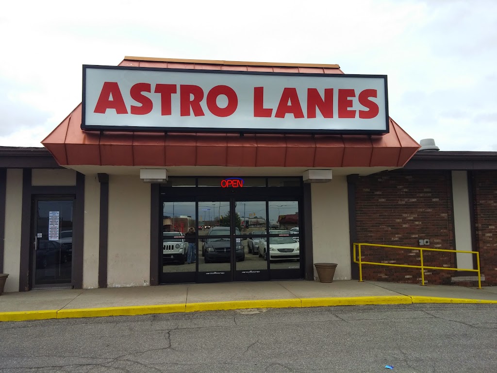 Astro Lanes | 32388 John R Rd, Madison Heights, MI 48071, USA | Phone: (248) 585-3131