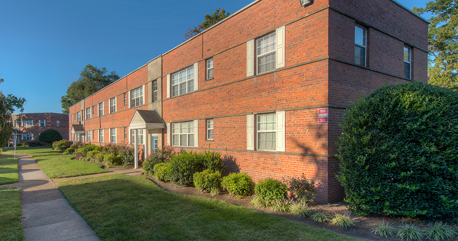 Parkwood Manor Apartment Homes | 7703 Major Ave, Norfolk, VA 23505 | Phone: (757) 520-0495