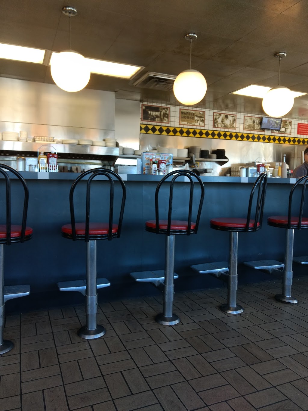 Waffle House | 14384 Vera McGowan, Walker, LA 70785, USA | Phone: (225) 667-1795