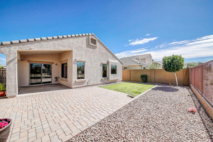 Shannon Hakes Real Estate | 1355 S Higley Rd STE 111, Gilbert, AZ 85296, USA | Phone: (480) 206-8063