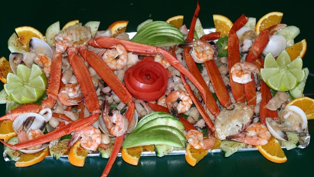 En El Puerto Vallarta Mexican Restaurant | 9538 E Montview Blvd, Aurora, CO 80010, USA | Phone: (303) 364-5770