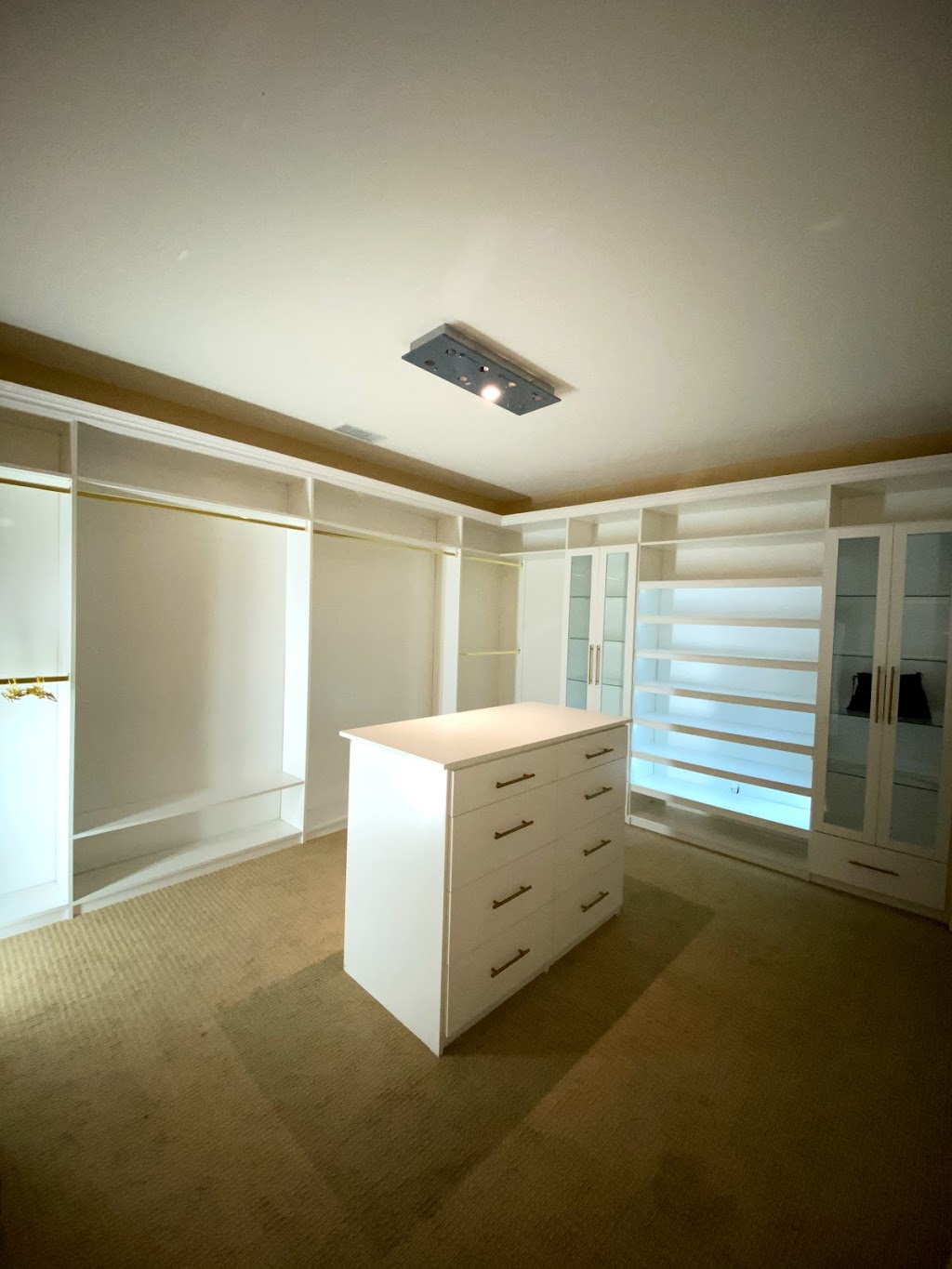 J.V. Closets & Hardware | 15468 Arrow Hwy, Baldwin Park, CA 91706, USA | Phone: (626) 338-1189