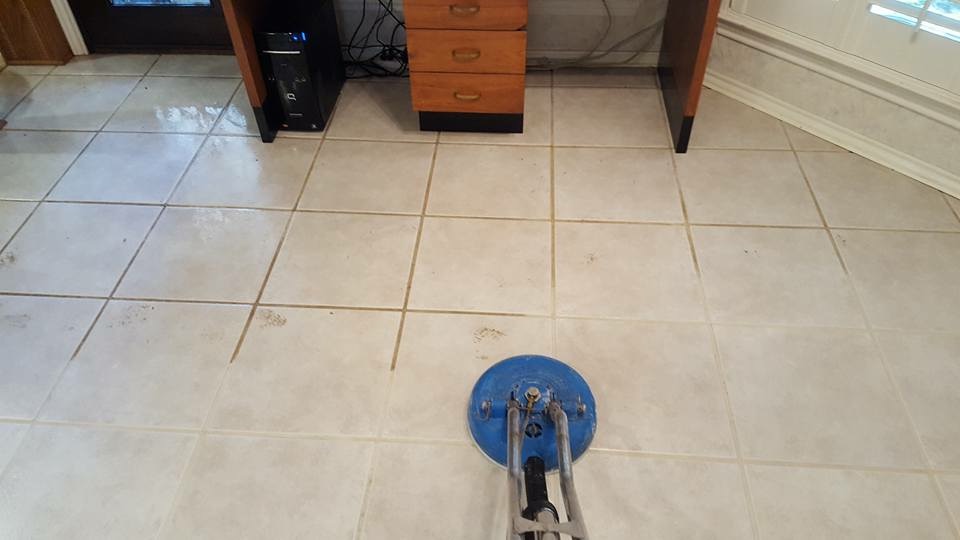 Tile Grout Cleaning Bonham TX | 215 N Main St, Bonham, TX 75418, USA | Phone: (430) 558-4931