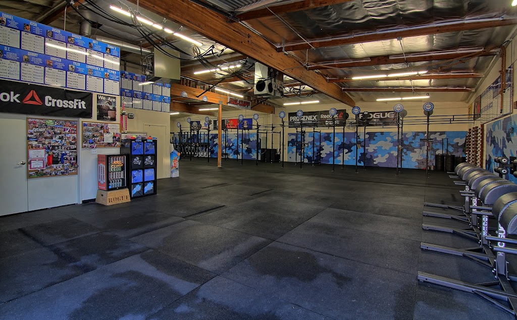 CrossFit Glendora | 124 Valencia St, Glendora, CA 91741, USA | Phone: (626) 224-8717