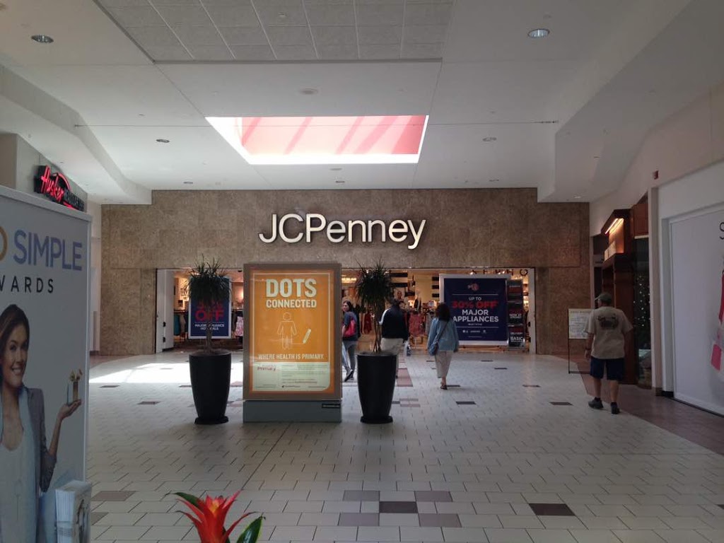 JCPenney | 68 Gateway Mall, Lincoln, NE 68505 | Phone: (402) 466-2222