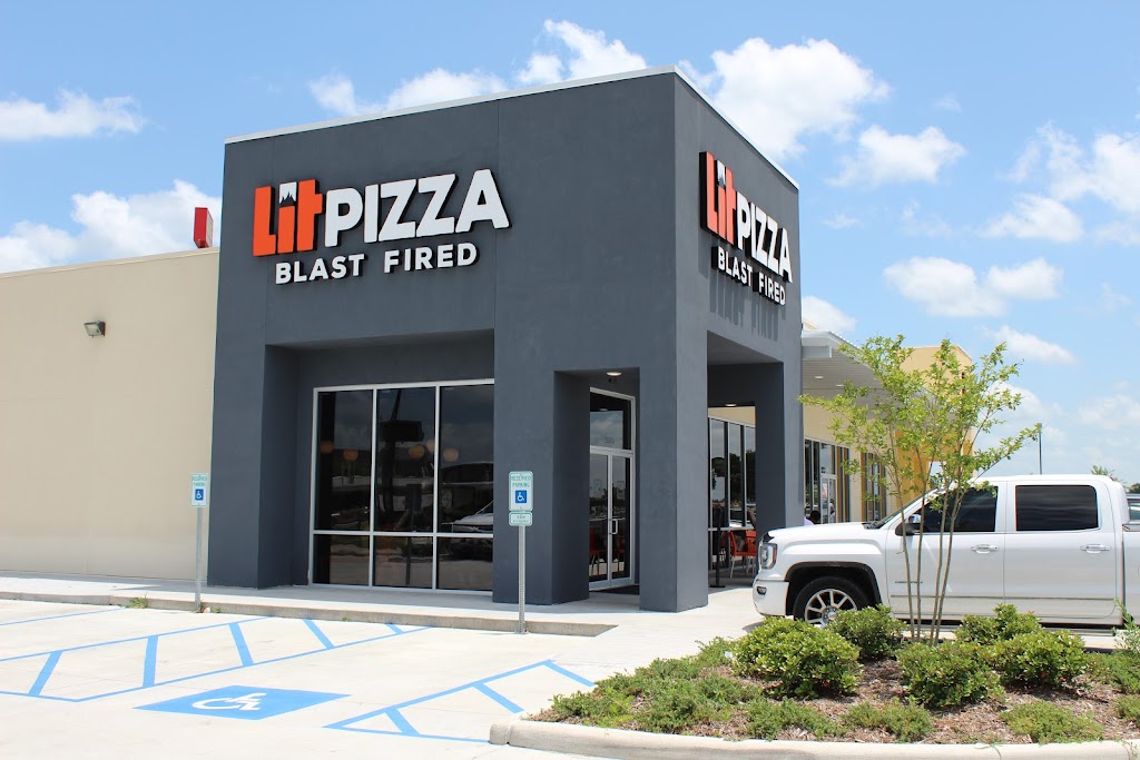 Lit Pizza - Outfitters Dr. | 2520 W Outfitters Dr Ste A, Gonzales, LA 70737, USA | Phone: (225) 424-6144