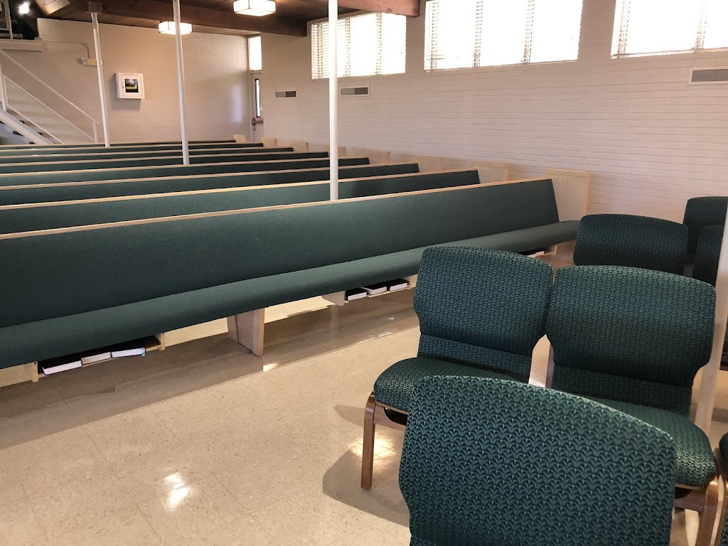 Chairs For Worship | 6311 I-35, Gainesville, TX 76240, USA | Phone: (940) 612-4700