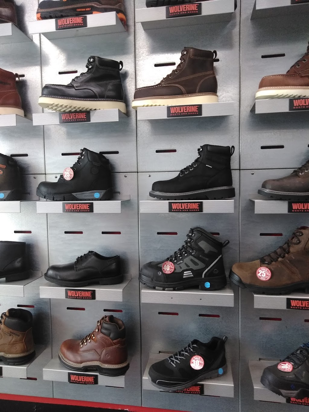 Robert Wayne Footwear Corporate HD | 5305 E Washington Blvd, Commerce, CA 90040, USA | Phone: (877) 838-6351