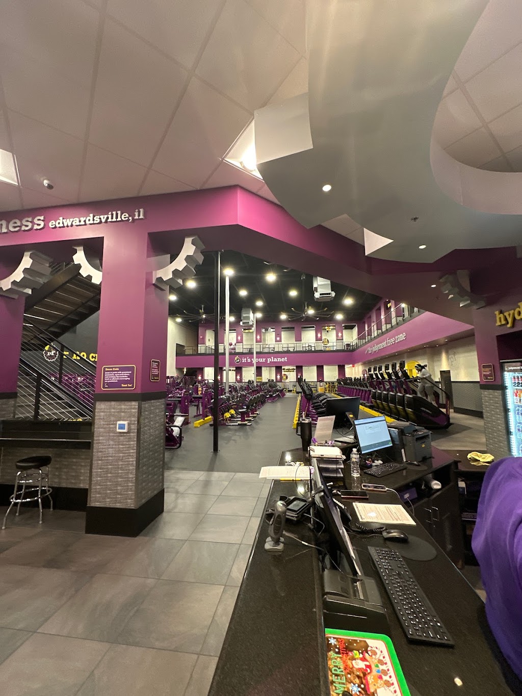 Planet Fitness | 6483 Center Grove Rd, Edwardsville, IL 62025, USA | Phone: (618) 307-9491