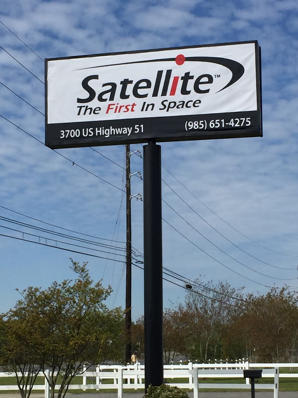 Perfect Light & Signs | 1127 W Airline Hwy, Laplace, LA 70068, USA | Phone: (504) 559-7271